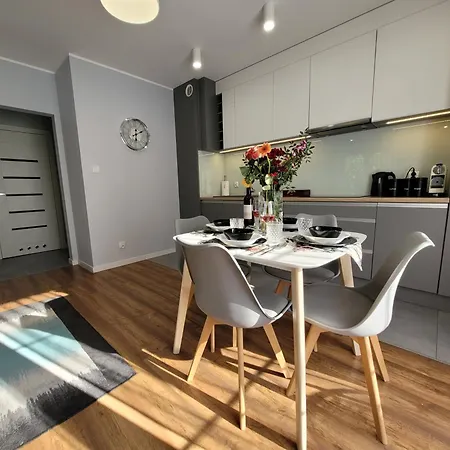 Szklarska Przystań - Blisko Centrum, Pkp I Szlaków *